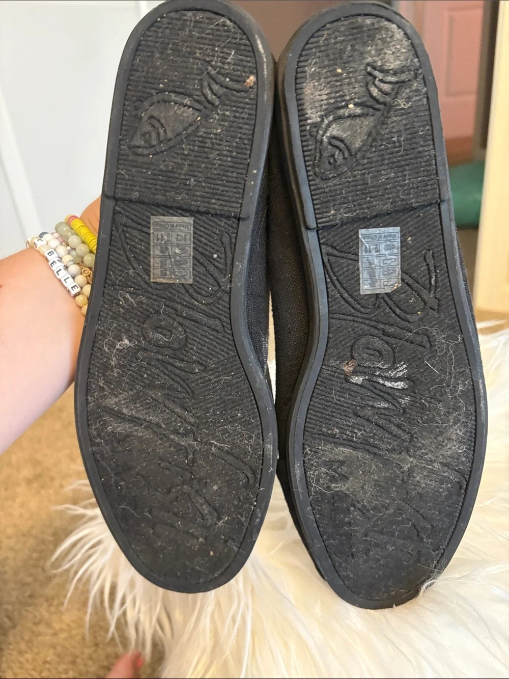 Women's Black Button-Accent Ballet Flats